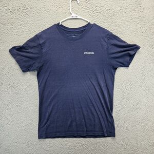Patagonia‎ T-Shirt Mens Size Medium Navy Blue Responsibili-tee Short Sleeve